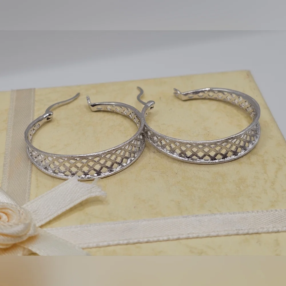 Sterling Silver 925 Rhodium Plated Diamond Cut Snap-On Hoop Earring